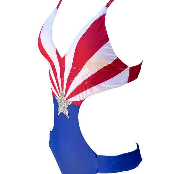 🇺🇸 American Flag One Piece Swimsuit! 🇺🇸 No-Dig. Irregular outlet item - Picture 5 of 11